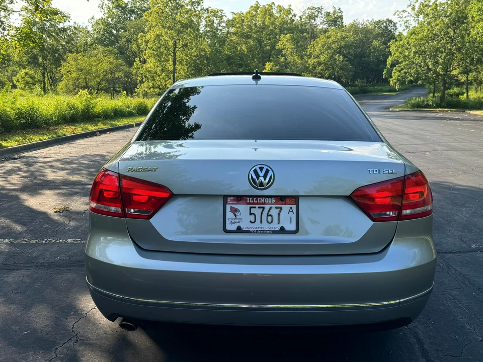 2013 Volkswagen Passat - Image 23 of 31