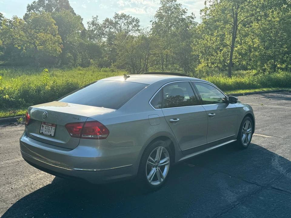 2013 Volkswagen Passat - Image 26 of 31