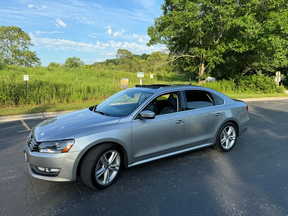 2013 Volkswagen Passat - Image 14 of 31
