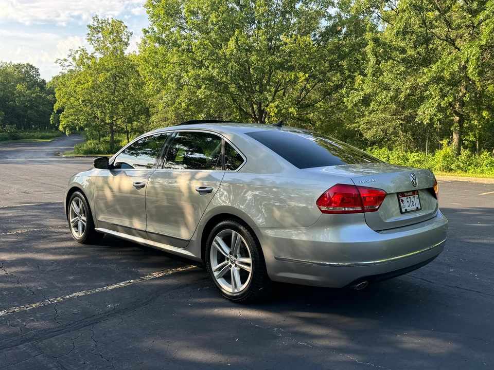 2013 Volkswagen Passat - Image 20 of 31