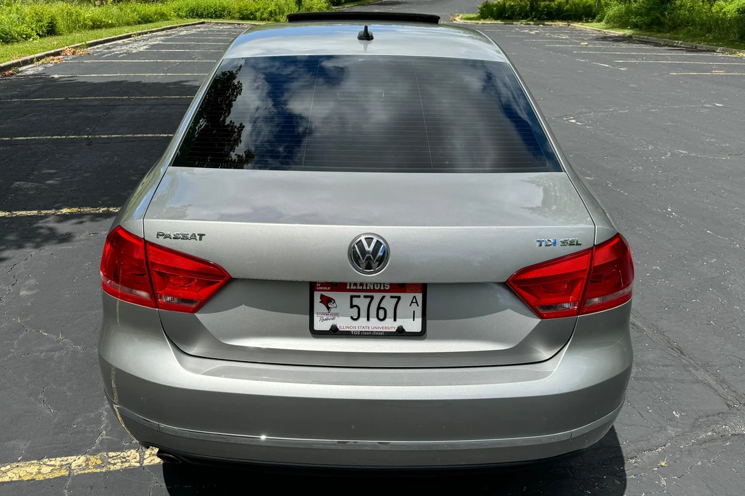 2013 Volkswagen Passat - Image 5 of 31