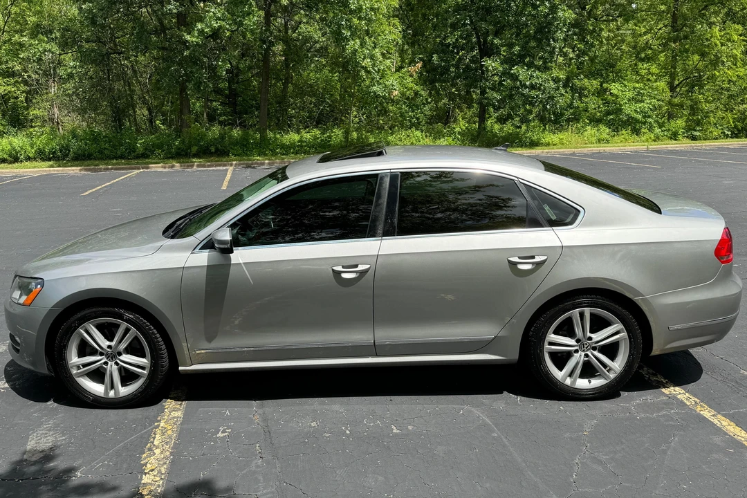 2013 Volkswagen Passat - Image 3 of 31