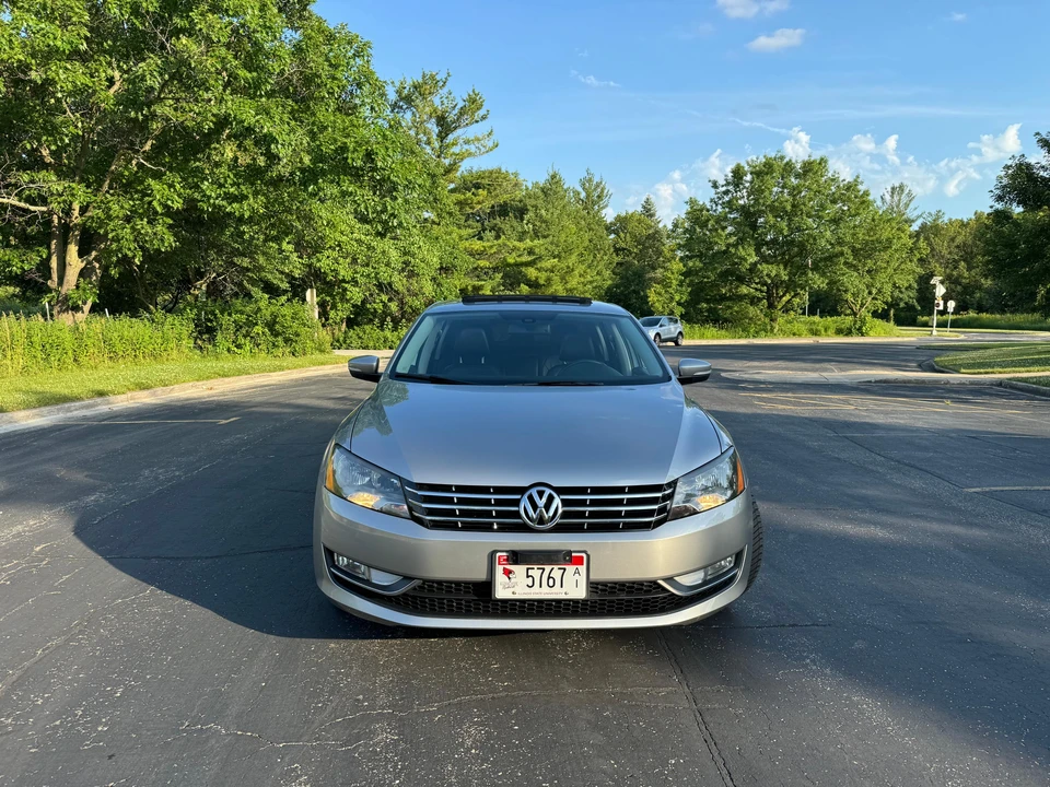 2013 Volkswagen Passat - Image 6 of 31