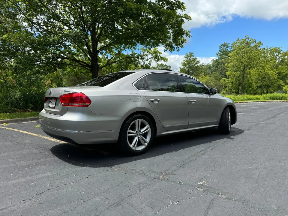 2013 Volkswagen Passat - Image 29 of 31