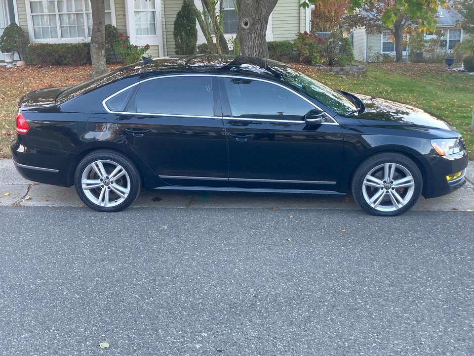 2013 Volkswagen Passat - Image 11 of 31
