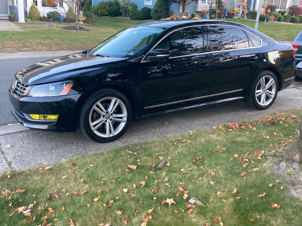 2013 Volkswagen Passat - Image 9 of 31
