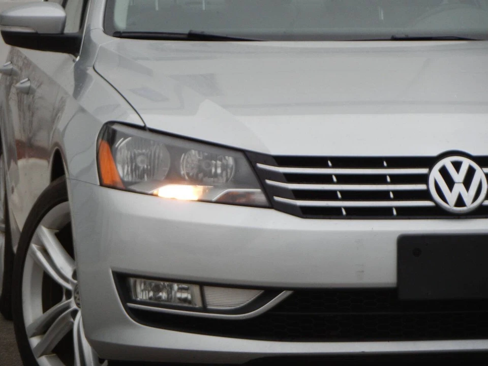 2013 Volkswagen Passat - Image 7 of 12