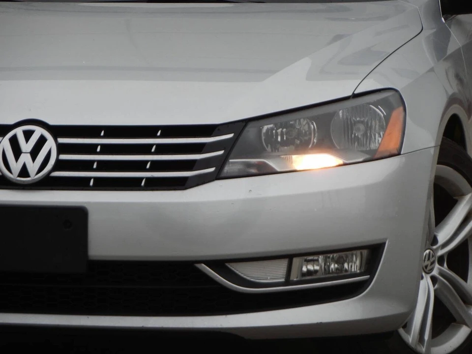 2013 Volkswagen Passat - Image 5 of 12