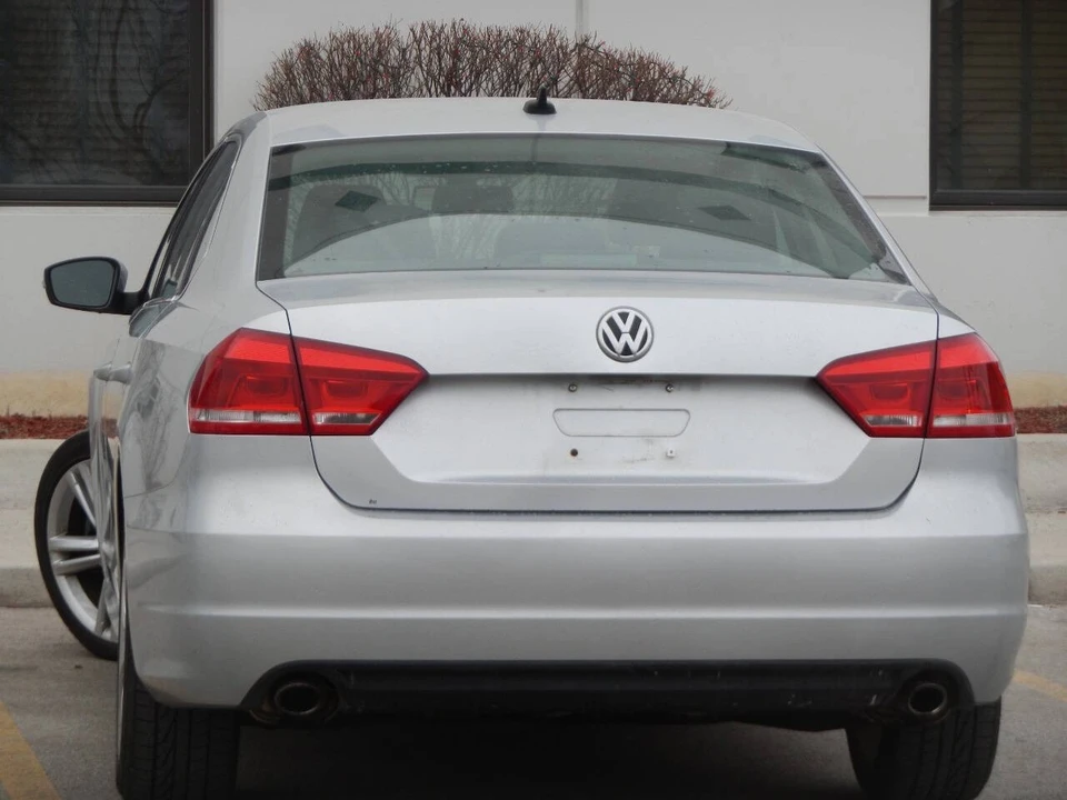2013 Volkswagen Passat - Image 14 of 21