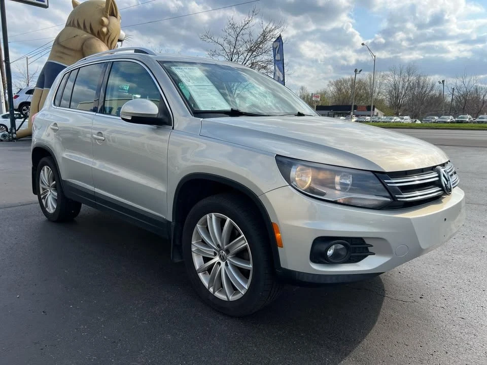 2013 Volkswagen Tiguan - Image 7 of 19
