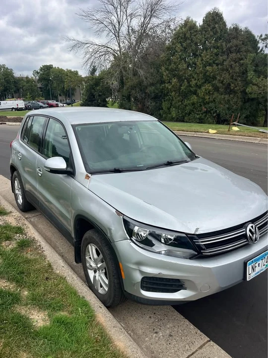 2013 Volkswagen Tiguan - Image 3 of 9