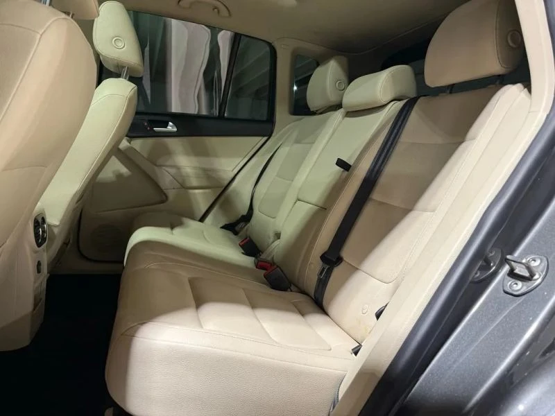 2013 Volkswagen Tiguan - Image 12 of 12