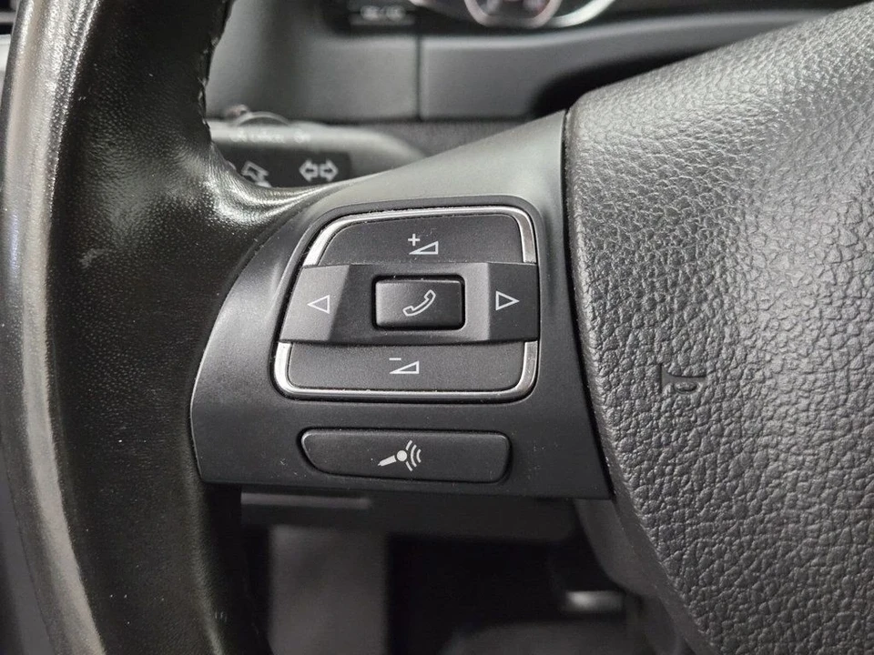 2013 Volkswagen Tiguan - Image 16 of 20