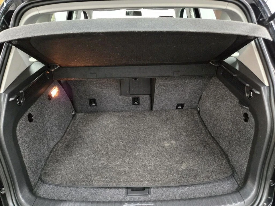 2013 Volkswagen Tiguan - Image 8 of 20
