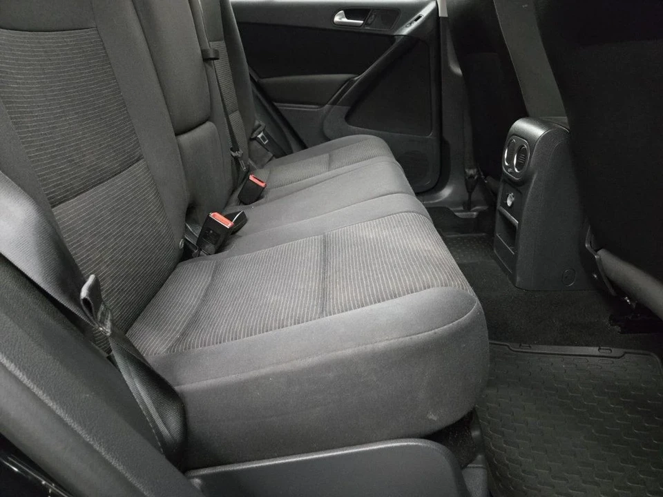 2013 Volkswagen Tiguan - Image 9 of 20