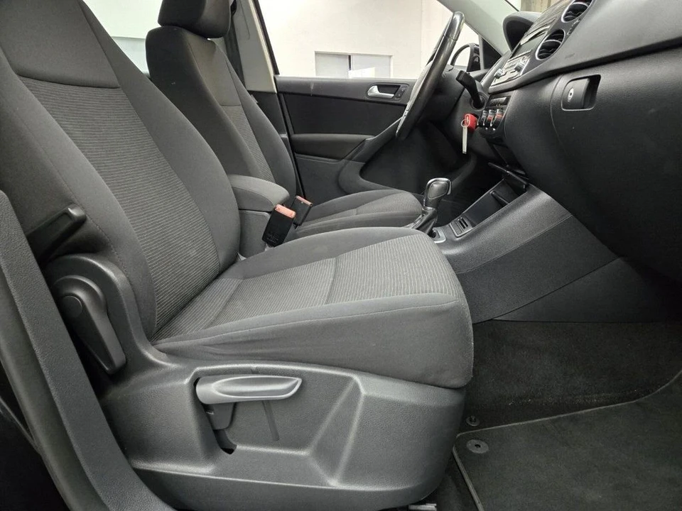 2013 Volkswagen Tiguan - Image 10 of 20