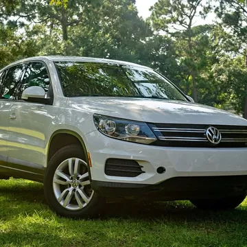 2013 Volkswagen Tiguan S 2.0TSI FWD