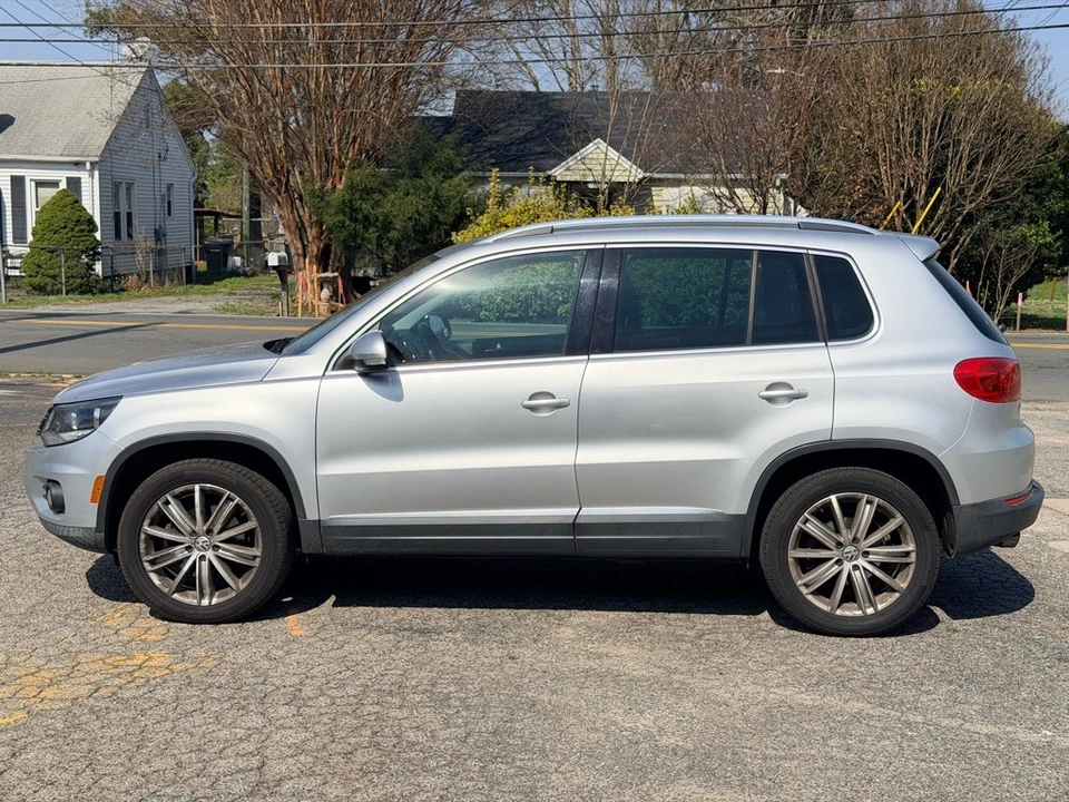 2013 Volkswagen Tiguan - Image 10 of 16