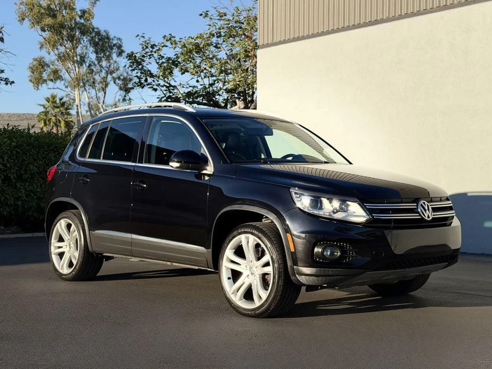 2013 Volkswagen Tiguan - Image 2 of 21