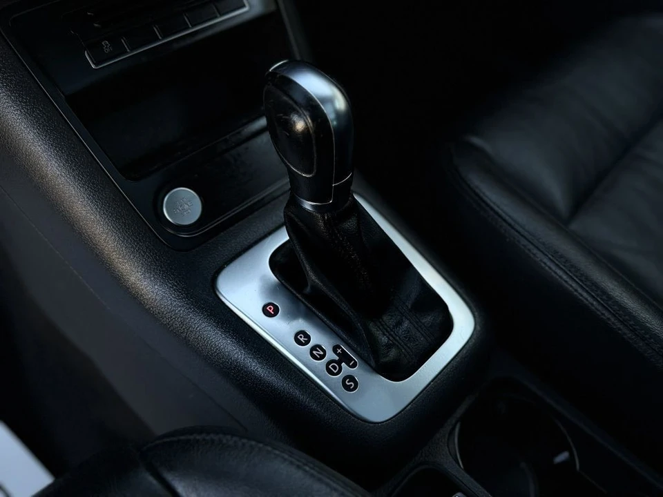 2013 Volkswagen Tiguan - Image 18 of 21
