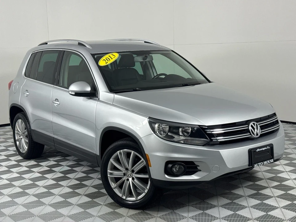2013 Volkswagen Tiguan - Image 2 of 12