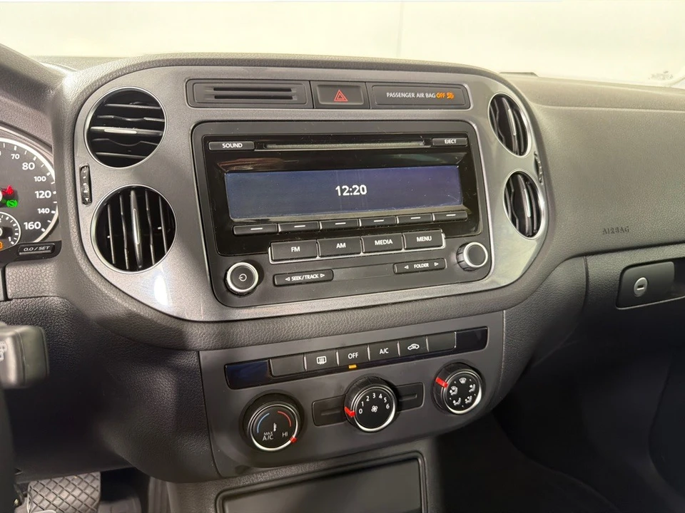 2013 Volkswagen Tiguan - Image 15 of 21