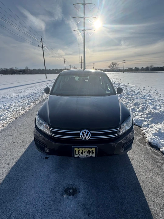 2013 Volkswagen Tiguan - Image 6 of 31