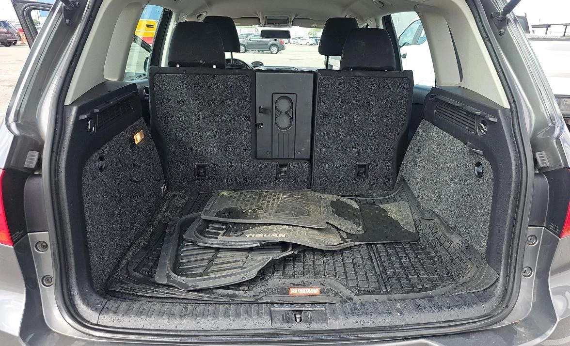 2013 Volkswagen Tiguan - Image 12 of 12