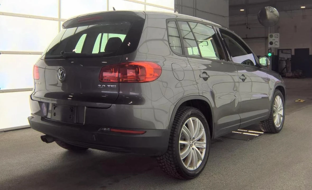 2013 Volkswagen Tiguan - Image 4 of 12