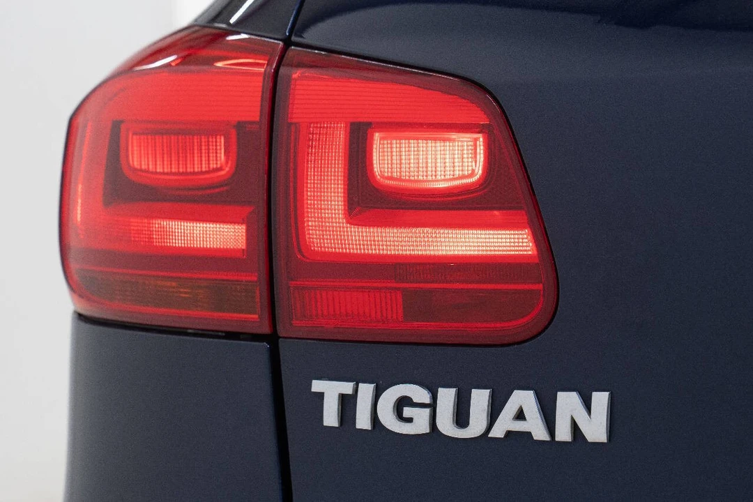 2013 Volkswagen Tiguan - Image 15 of 21
