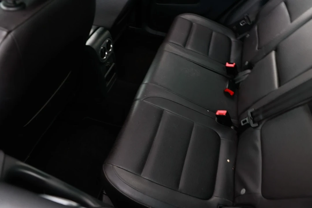 2013 Volkswagen Tiguan - Image 10 of 12