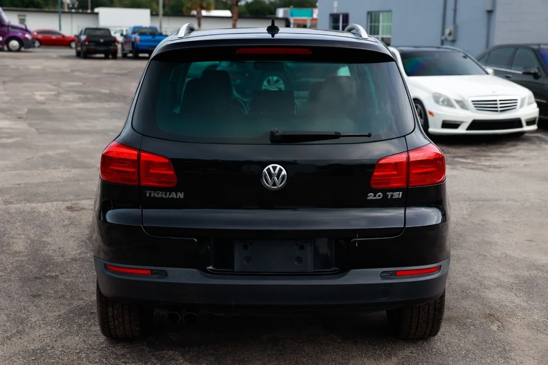 2013 Volkswagen Tiguan - Image 9 of 12