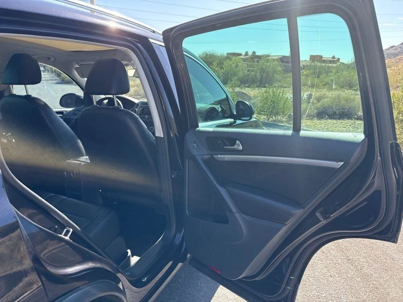 2013 Volkswagen Tiguan - Image 17 of 21