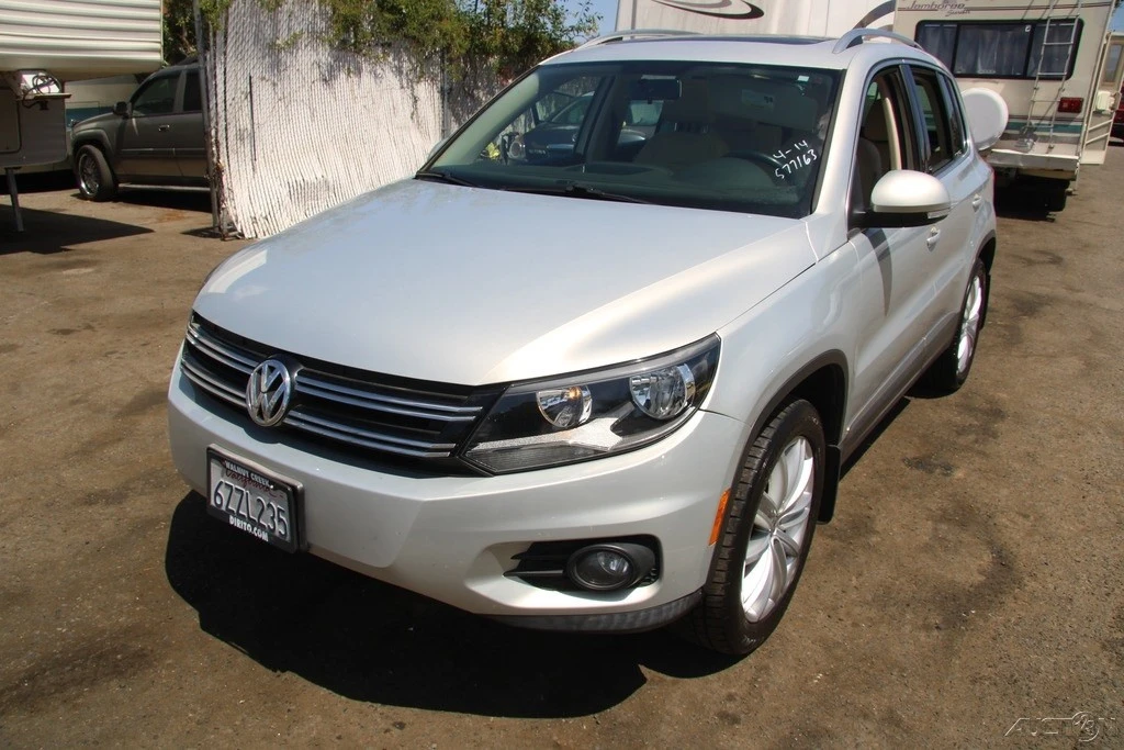 2013 Volkswagen Tiguan - Image 2 of 21