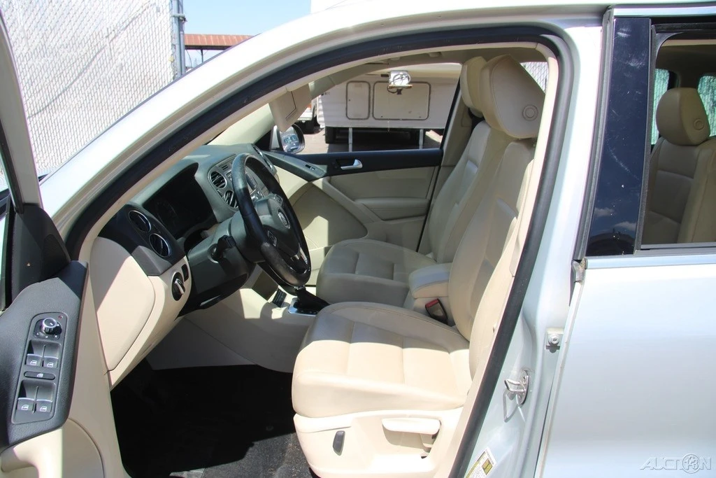 2013 Volkswagen Tiguan - Image 14 of 21