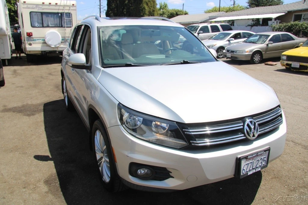 2013 Volkswagen Tiguan - Image 10 of 21