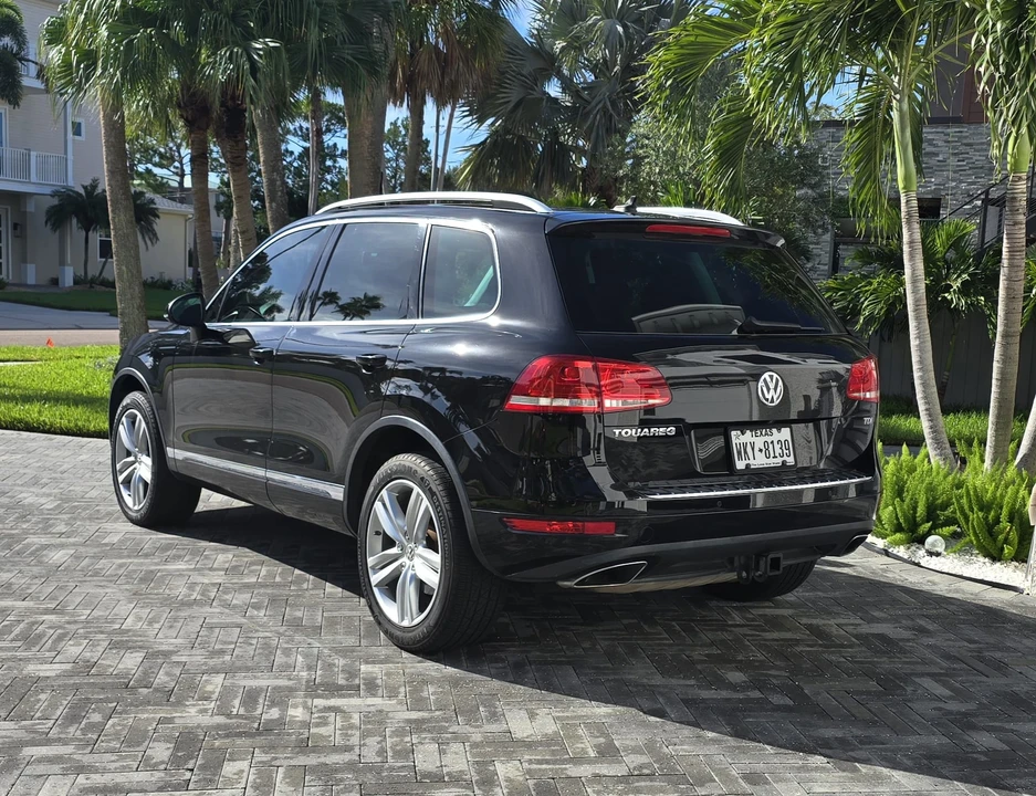 2013 Volkswagen Touareg - Image 17 of 31
