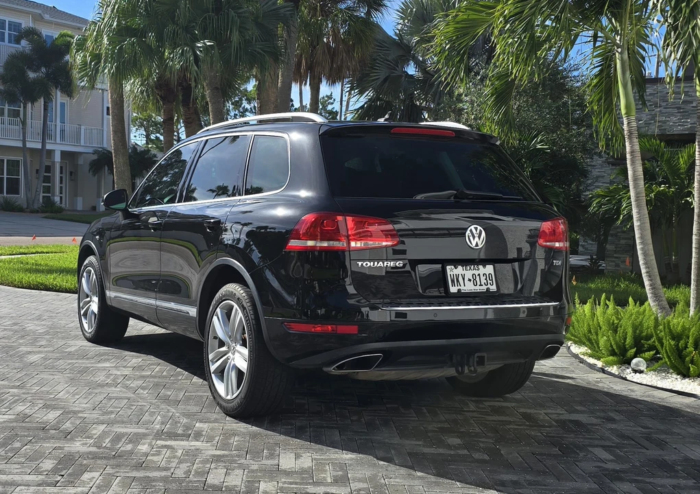 2013 Volkswagen Touareg - Image 18 of 31
