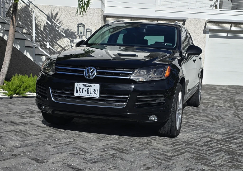 2013 Volkswagen Touareg - Image 8 of 31
