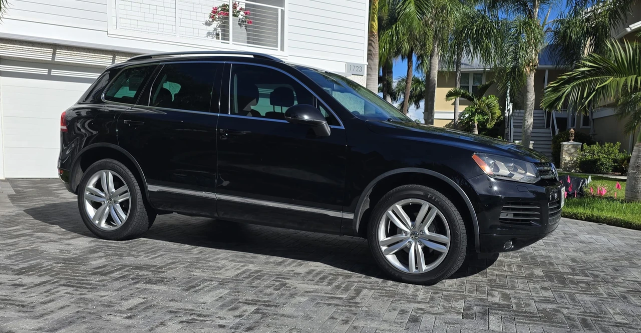 2013 Volkswagen Touareg - Image 3 of 31