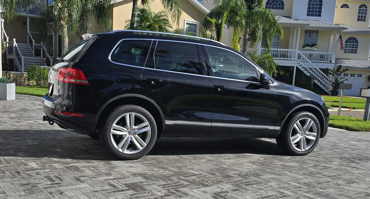 2013 Volkswagen Touareg - Image 22 of 31