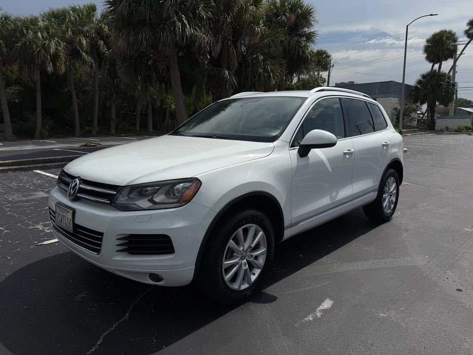 2013 Volkswagen Touareg - Image 3 of 31