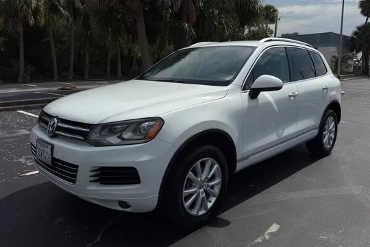 2013 Volkswagen Touareg Sport TDI