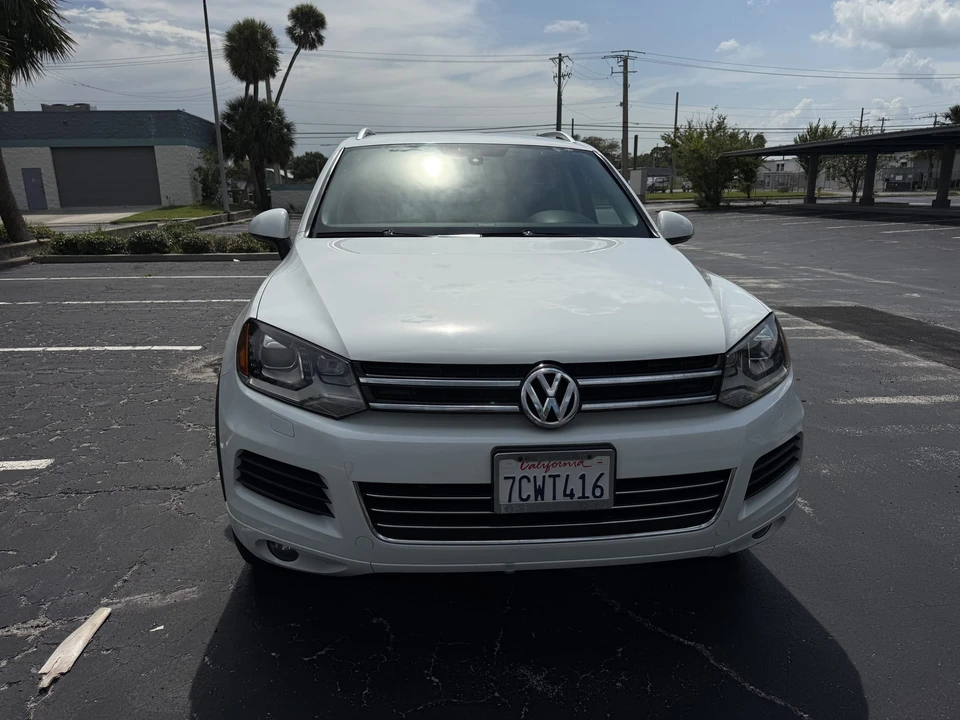 2013 Volkswagen Touareg - Image 31 of 31