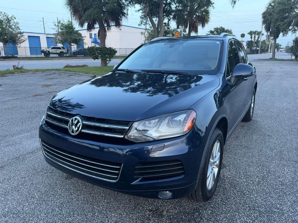 2013 Volkswagen Touareg - Image 3 of 31
