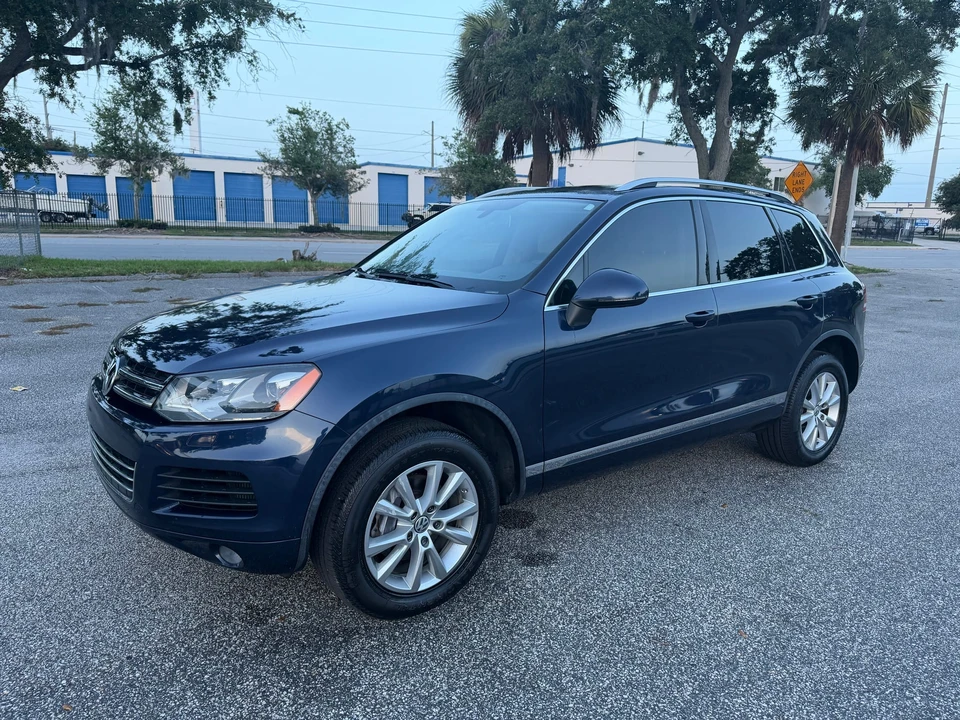 2013 Volkswagen Touareg - Image 6 of 31
