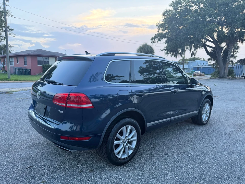 2013 Volkswagen Touareg - Image 31 of 31
