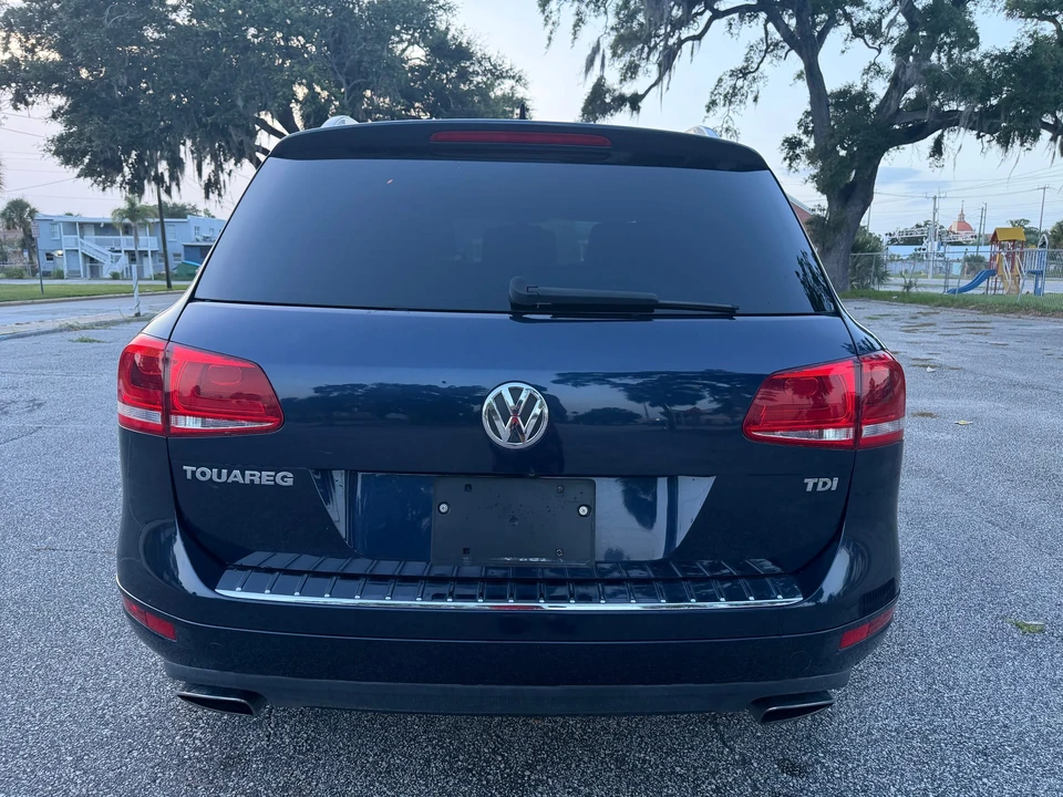2013 Volkswagen Touareg - Image 25 of 31