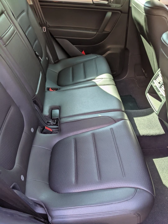 2013 Volkswagen Touareg - Image 7 of 8