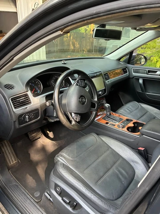 2013 Volkswagen Touareg - Image 9 of 19